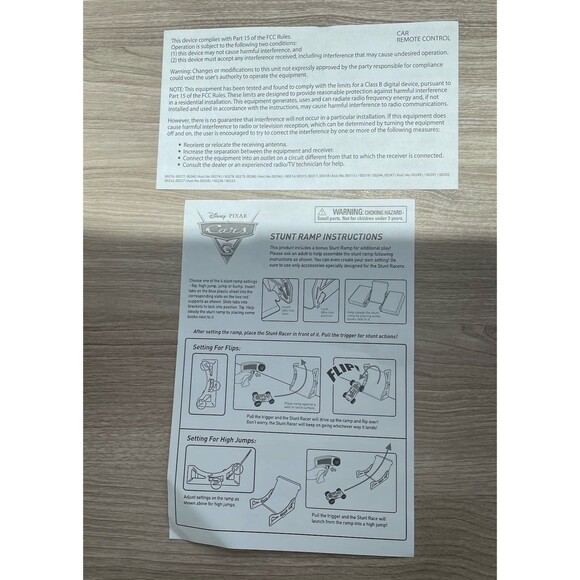 Disney Pixar Cars 3 Red Lightning McQueen 2-Sided RC Stunt Racer & Ramp TRU Excl - Picture 12 of 12